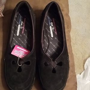 Skechers Ballerina kicks slip on shoes.